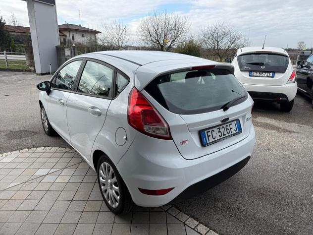 Ford Fiesta 1.2 Benzina Neopatentati - Foto 3