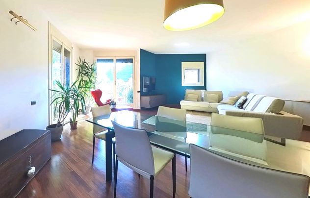 LESMO: Appartamento con 4 camere e Garage doppio - Foto 3