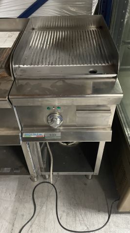 FRYTOP ELETTRICO CROMATO USATO REVISIONATO