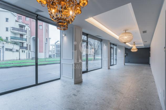 NEGOZIO di 3 vani e di 93 mq (CONCOREZZO) rif. HOME 3676