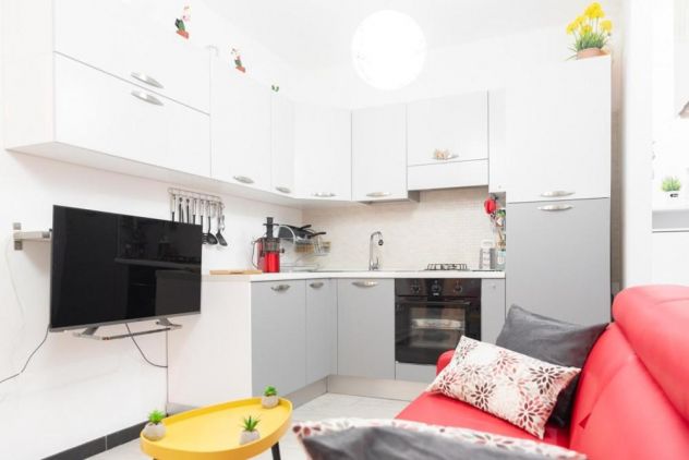 ZONA NORD A1 KM DAL CENTRO 2,5 VANI NUOVO CON GIARDINO PRIVATO - Foto 7