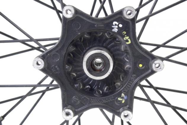 HUSQVARNA SVARTPILEN 125 28109001044C1A CERCHIO RAGGI ANTERIORE 17X3.00 21 - 23 FRONT WHEEL LEGGERMENTE STORTO - Foto 2