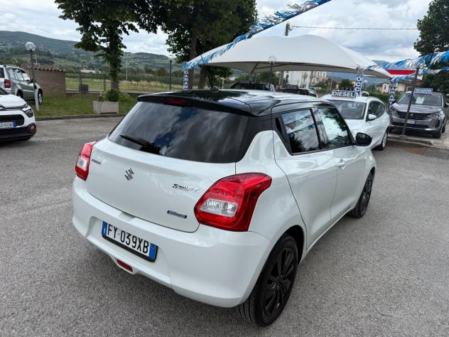 " DA VETRINA " Suzuki Swift 1.2 Hybrid Cool - Foto 2