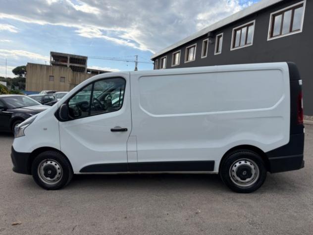 RENAULT Trafic T27 1.6 dCi 95CV rif. 24204536 - Foto 2