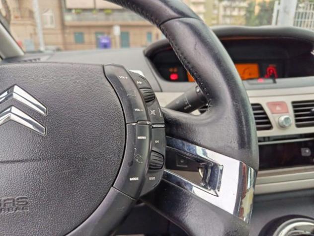 CITROEN C4 Picasso 1.6 HDi 110CV FAP airdream Ideal rif. 24031969 - Foto 8