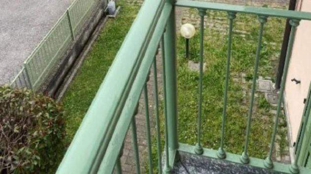 Immobile in asta di 161 m², box auto doppio in vendita a Cornate d'Adda - Foto 2