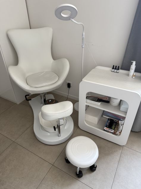 Affittasi cabina estetica - trucco semipermanente