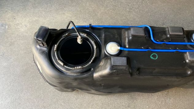 Serbatoio carburante Fiat Panda 900Twinair 4x4 del 2021 (52176015) - Foto 2