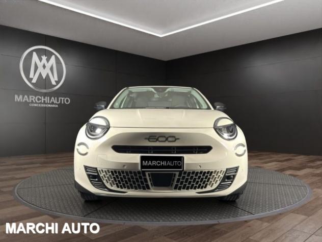 FIAT 600 Hybrid 110 CV DCT MHEV (Pack Comfort) rif. 23434927 - Foto 2