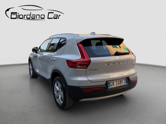Volvo XC40 T3 Momentum Pro Automatico - Foto 5