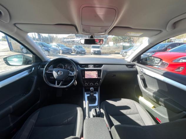 Skoda Octavia 1.6 TDI CR 115 CV Wagon Executive - Foto 10
