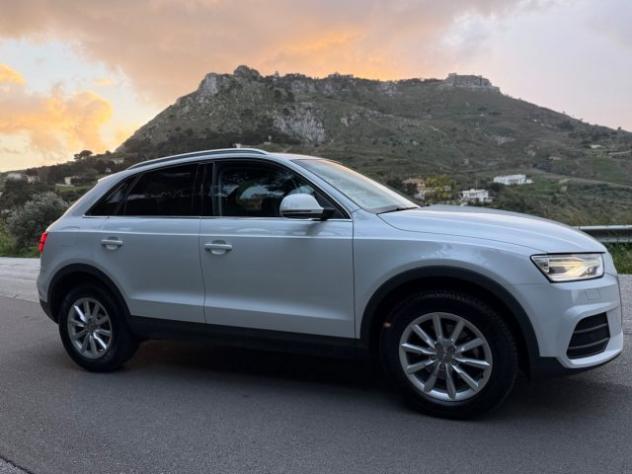 AUDI Q3 2.0 TDI 150 CV Business rif. 23835093 - Foto 9