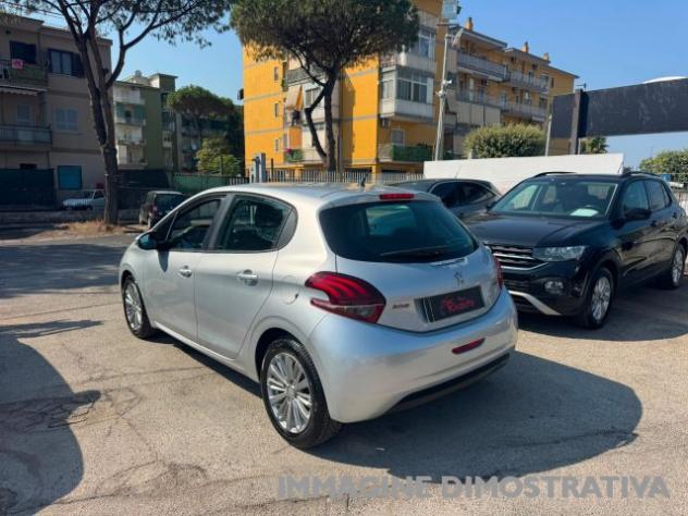 PEUGEOT 208 1.6 BlueHDi 75 5 porte Allure rif. 24040533 - Foto 5