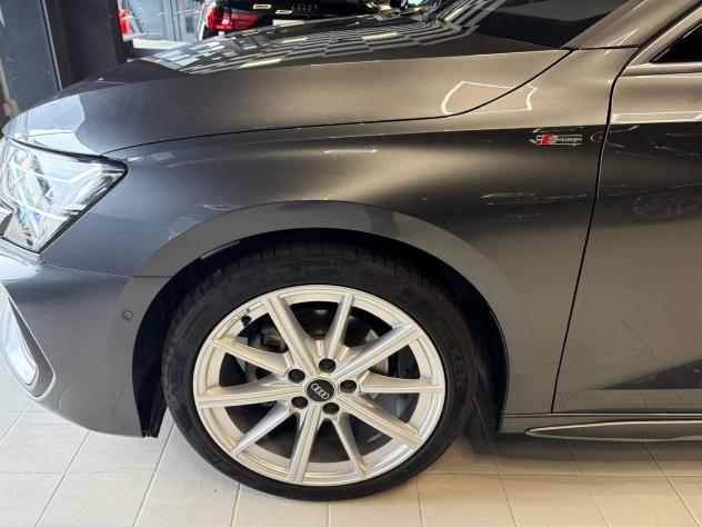 AUDI A3 4ª serie A3 SPB TFSI e 150 kW S tronic S line edition - Foto 9