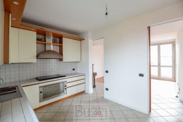 Attico / Mansarda di 125 m² con 3 locali e box auto doppio in vendita a Seregno - Foto 10