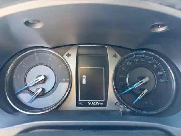 TOYOTA Hilux 2.8 D A/T 4WD 4 porte Double Cab Invincible rif. 23987101 - Foto 9