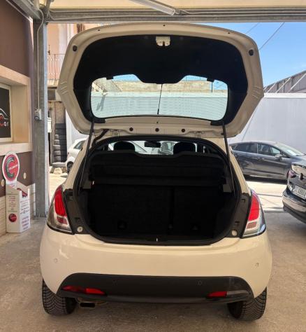 LANCIA - Ypsilon - 1.3 MJT 95 CV 5p. S&S Gold - Foto 7
