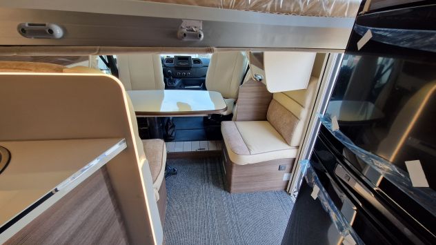 Camper Semintegrale Mclouis Yearling 83 2024 5 posti - Foto 5