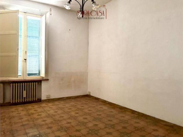 IMMOBILE CON TRE UNITA' ABITATIVE, CORTE E GARAGE DOPPIO - Foto 11