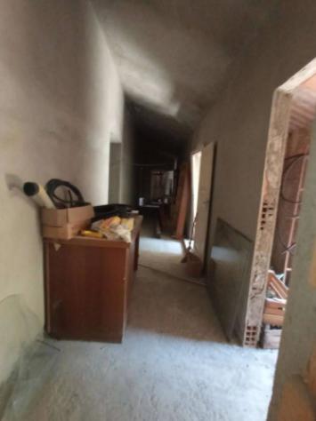Immobile in asta di 503 m² con più di 5 locali e box auto in vendita a Lizzano in Belvedere - Foto 15