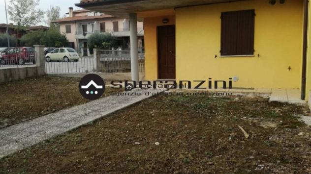 PONTE DEGLI ALBERI: Montefelcino- nella tranquilla e riservata zona di ponte degli alberi, all'interno del quartiere leoncavallo, proponiamo in vendit - Foto 3