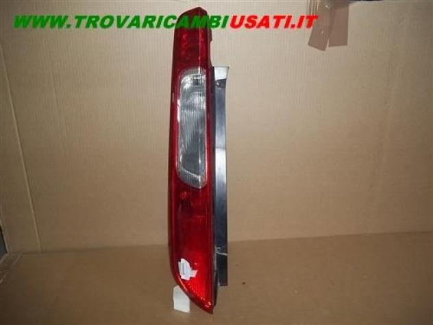 FANALE POST.S. FR BIANCA FORD FOCUS 05 BERL 999-U04488 Parti elettriche  Fanaleria  Fanali  Fanale post. sx. FORD - FOCUS - 01-12-2004 - 01-02-2008