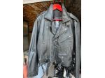 giubbotto in pelle per moto