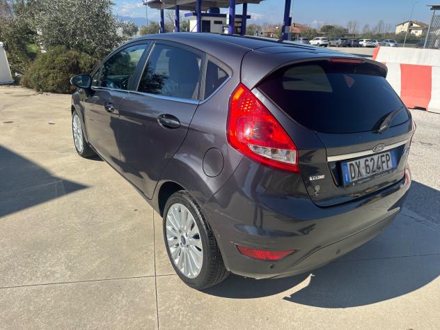 Ford Fiesta 1.4 TDCi - Foto 4