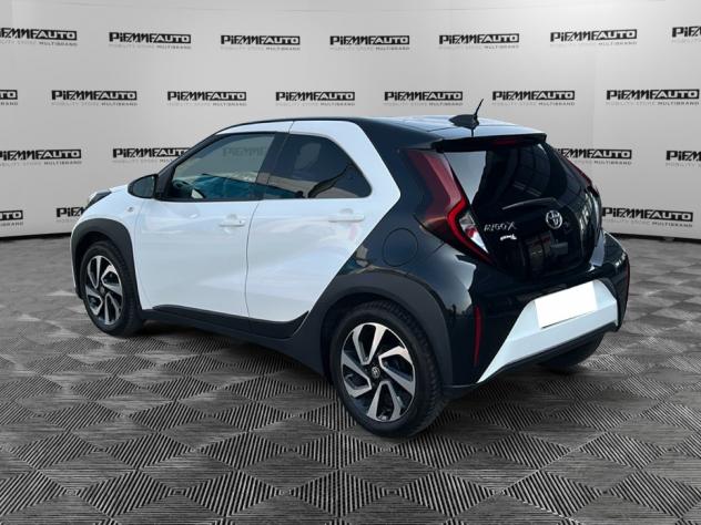 Toyota Aygo X 1.0B (72 CV) Lounge - Foto 3
