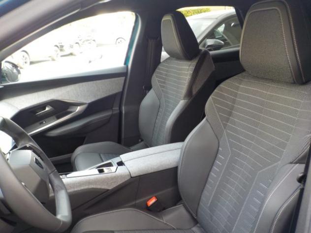 PEUGEOT 3008 Hybrid 145 e-DCS6 Allure rif. 24091691 - Foto 9