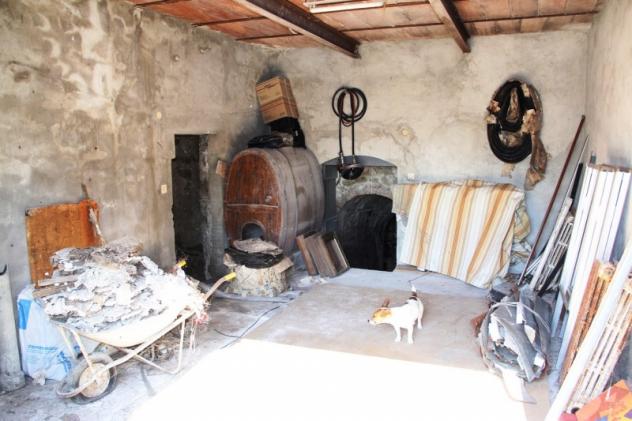Baschi - vendesi proprietà indipendente da ristrutturare con grande terrazza garage e cantina - Foto 8