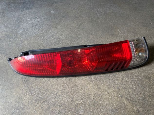 Fanali posteriori Daihatsu Terios del 2005 - Foto 2