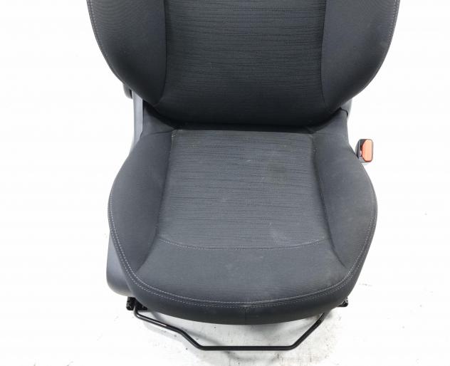 SEDILE ANTERIORE DESTRO PEUGEOT 208 Serie HMZ (EB2), HMZ (EB2F) (1219) - Foto 4