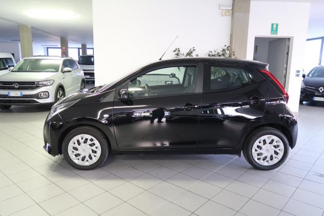 Toyota Aygo Connect 1.0 VVT-i 5 porte x-cool Automatica - Foto 4