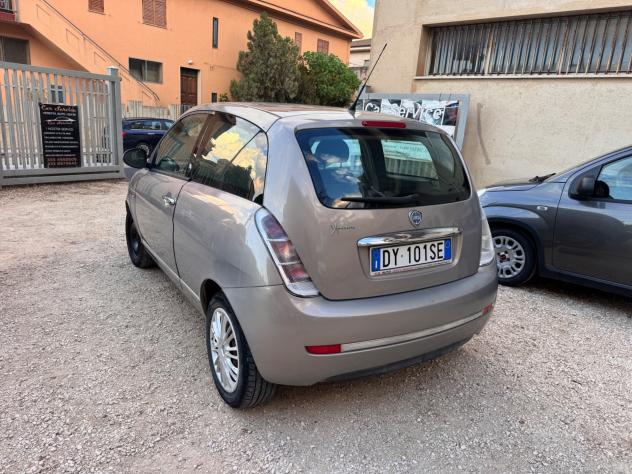 Lancia Ypsilon 1.4 Oro Ecochic GPL - Foto 4