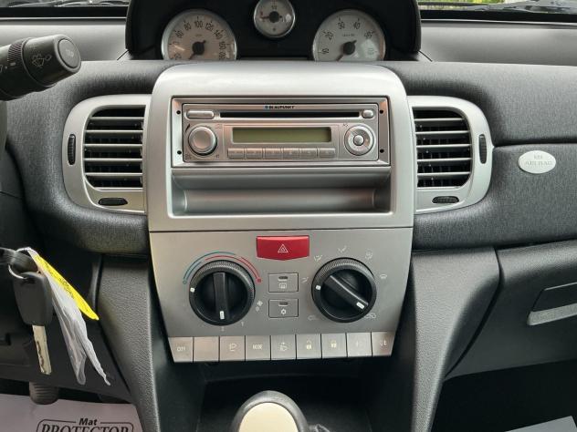 Lancia Ypsilon 1.4 GPL Neopatentati - Foto 10
