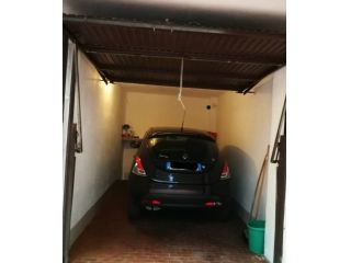 Rozzano Privato.  Affitta  Box in ottimo stato   Garage, box,