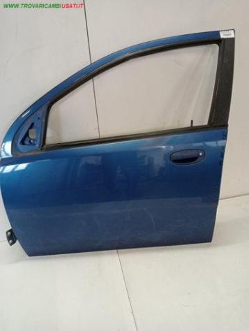 PORTA ANT. SX BLU MET. CON AL / SE 999-U1310106 Carrozzeria  Lamierati esterni  Porte  Porta ant. sx. CHEVROLET - AVEO - 01-06-2008 - 01-06-2011