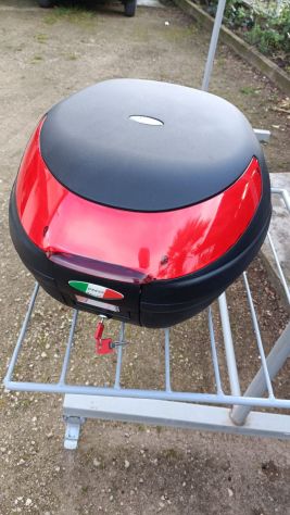 Baule case bauletto posteriore nero e piastra moto scooter 37 L Faco 898