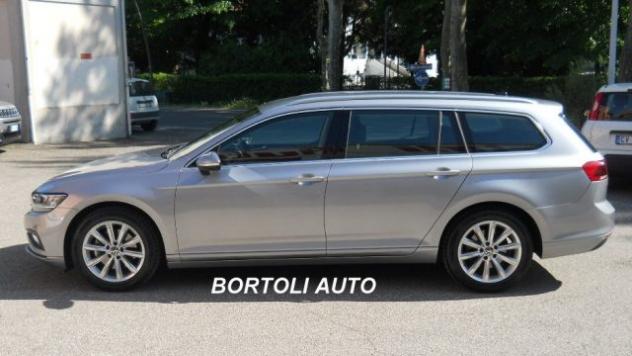 VOLKSWAGEN Passat Variant 2.0 TDI 53.000 KM SCR EVO DSG BUSINESS AUTOMATICA rif. 23644961 - Foto 3