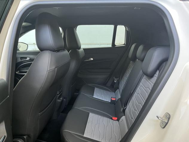 Jeep Avenger 4xe Hybrid 1.2 MHEV 4xe Overland TUA DA 289,00 AL MESE - Foto 8