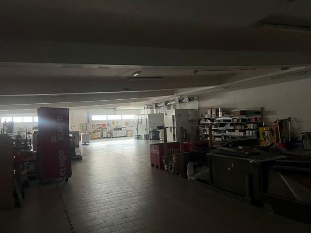 Locazione Capannone con piazzale adiacente GRA - Foto 15