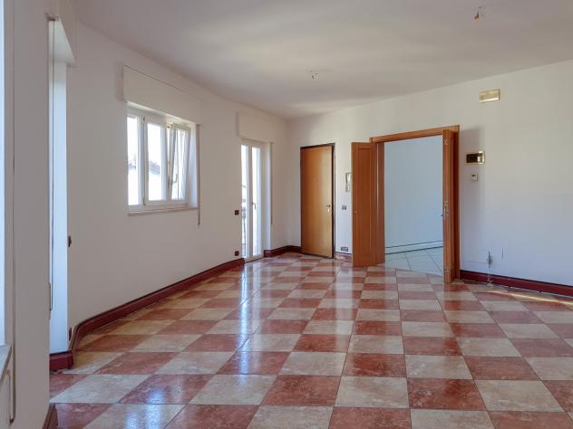Trilocale in affitto a Monteviale