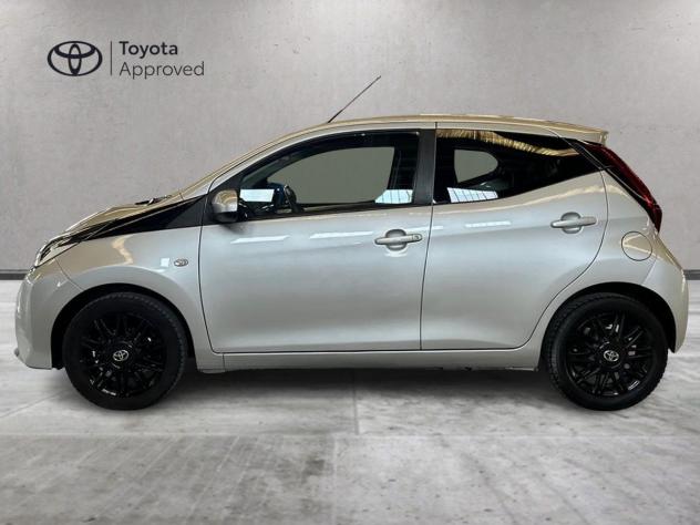 Toyota Aygo 1.0 VVT-i x-play MMT+ CERCHI IN LEGA - Foto 4