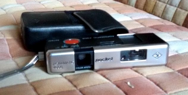 Macchina fotografica a rullino compatta Agfamatic 4008 sensor