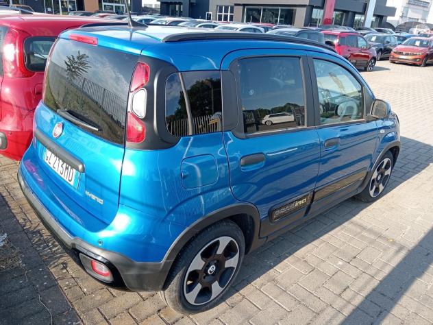 FIAT Panda 1.0 FireFly 70cv S&S Hybrid Pandina Cross - Foto 3
