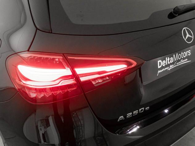 Mercedes-Benz Classe A W177 NUOVA A 250 e con tecnologia ibrida EQ - Foto 6
