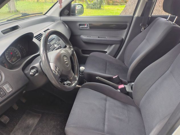 Auto Suzuki Swift 4x4 benzina. - Foto 4