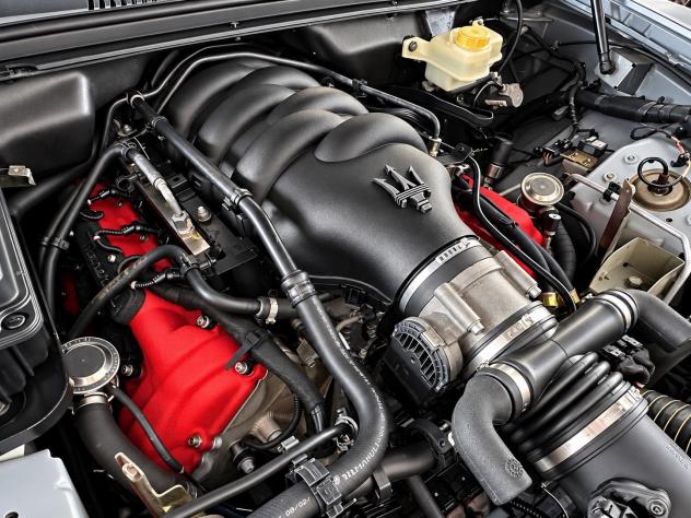 Maserati Quattroporte 4.2 V8 - Foto 2