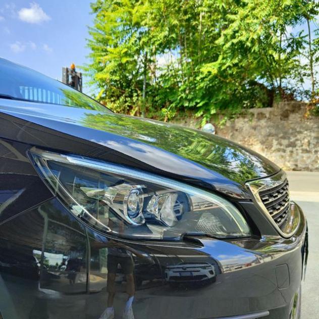 PEUGEOT 308 BlueHDi 100 S&S PREMIUM PACK rif. 22596814 - Foto 4